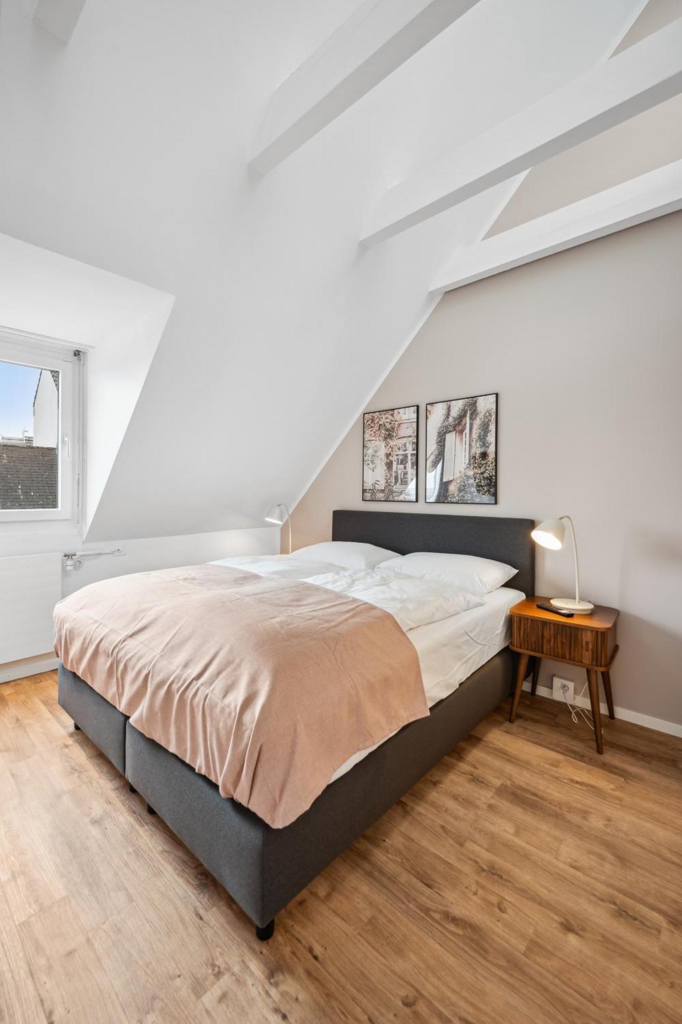 Limehome Basel Muenzgasse Rum bild