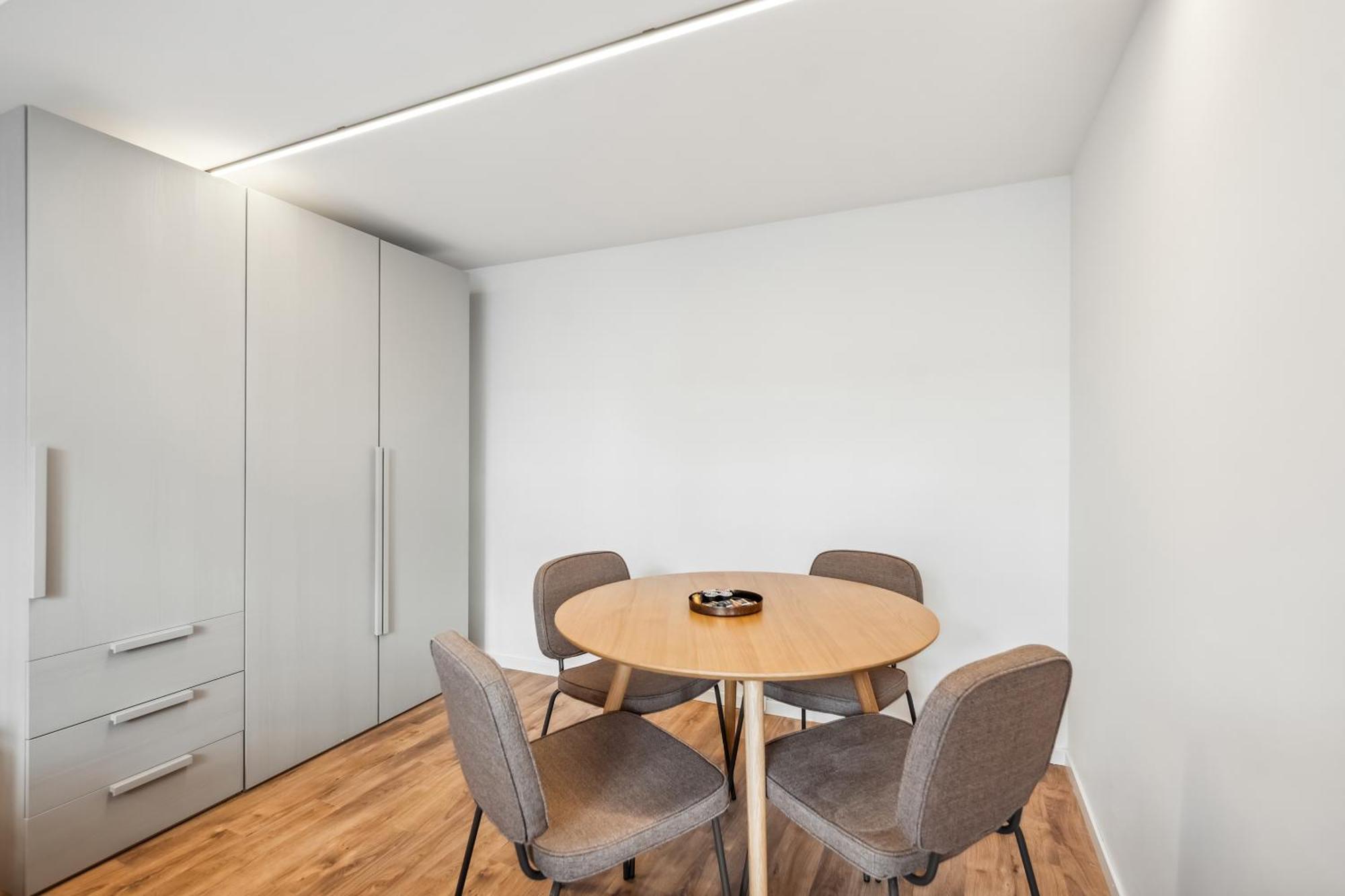 Limehome Basel Muenzgasse Rum bild