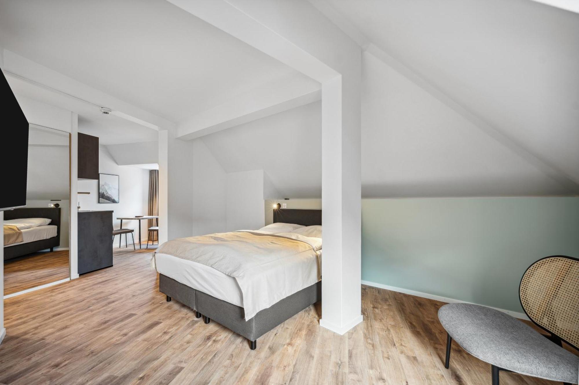 Limehome Basel Muenzgasse Rum bild