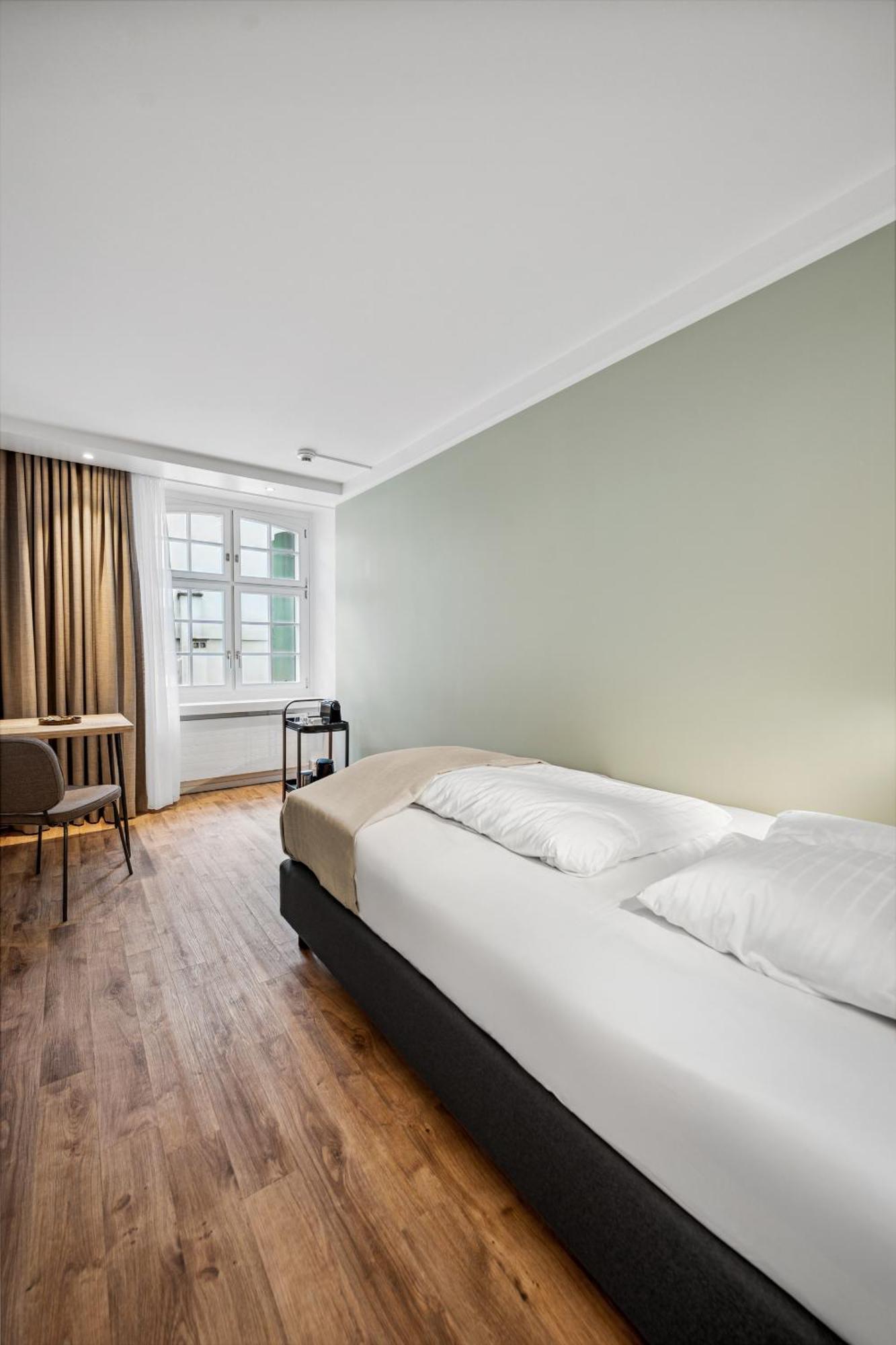Limehome Basel Muenzgasse Exteriör bild